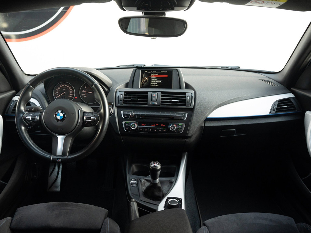 BMW 1 Serie 116i M Sport Led/Stoelverwarming/Airco/Volledig onderhouden 57163641-0.jpg | JWG-automotive