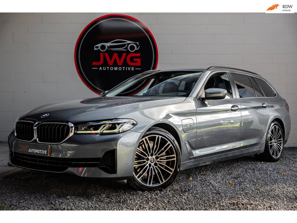 BMW 5 Serie Touring 520e Navi/Leder/Trekhaak/Cruise 57643175-0.jpg | JWG-automotive